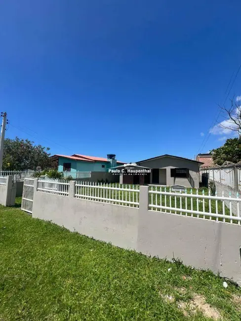 Foto 1 de Casa com 2 quartos à venda, 300m2 em Balneario Arroio Do Silva - SC