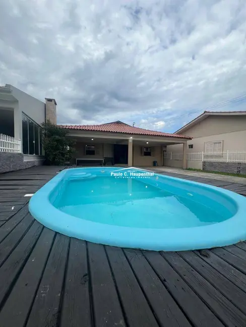 Foto 2 de Casa com 5 quartos à venda, 300m2 em Balneario Arroio Do Silva - SC