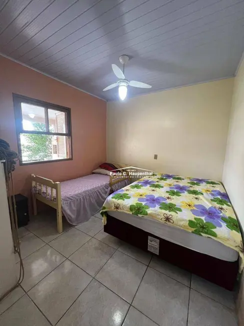 Foto 9 de Casa com 5 quartos à venda, 300m2 em Balneario Arroio Do Silva - SC