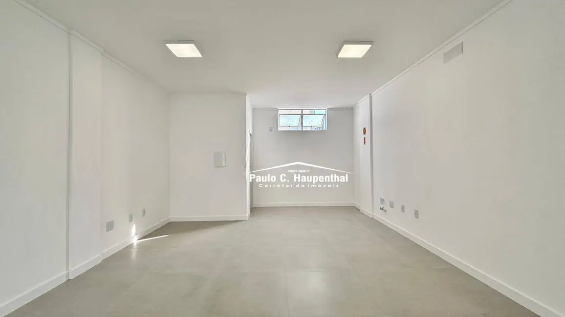 Foto 7 de Sala Comercial à venda e para alugar, 72m2 em Jardim das Avenidas, Ararangua - SC