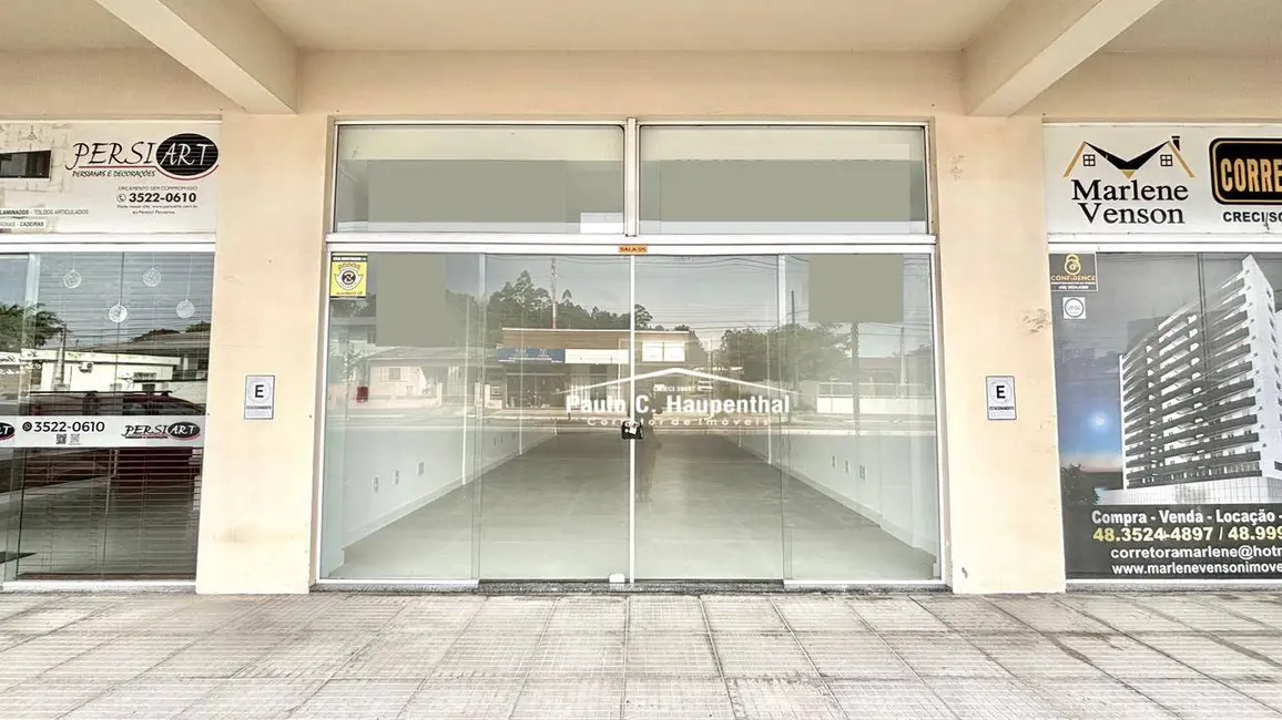 Foto 2 de Sala Comercial à venda e para alugar, 72m2 em Jardim das Avenidas, Ararangua - SC