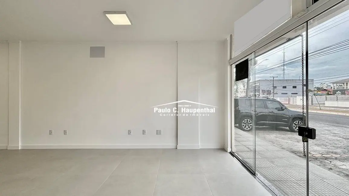 Foto 9 de Sala Comercial à venda e para alugar, 72m2 em Jardim das Avenidas, Ararangua - SC