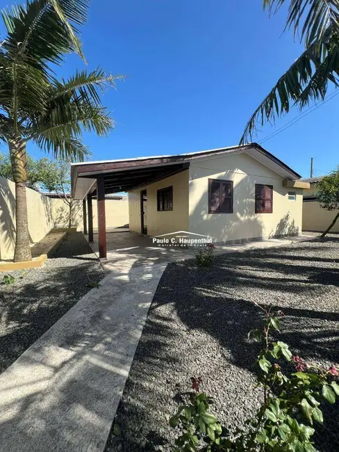 Foto 2 de Casa com 2 quartos à venda, 178m2 em Balneario Arroio Do Silva - SC