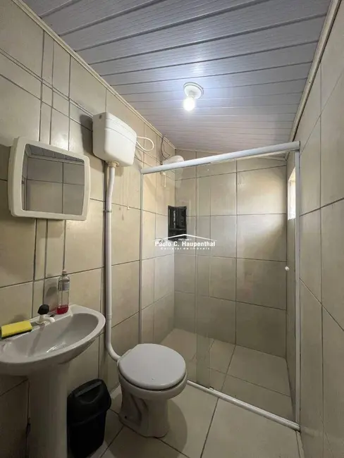 Foto 8 de Casa com 2 quartos à venda, 178m2 em Balneario Arroio Do Silva - SC