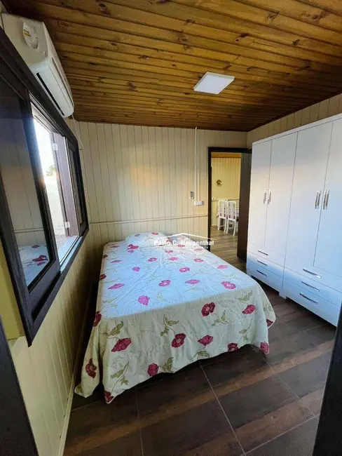 Foto 8 de Casa com 3 quartos à venda, 270m2 em Balneario Arroio Do Silva - SC