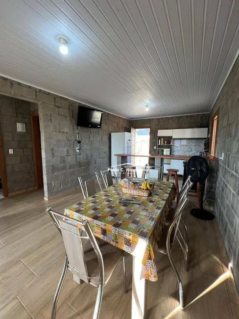 Foto 2 de Casa com 2 quartos à venda, 300m2 em Balneario Arroio Do Silva - SC