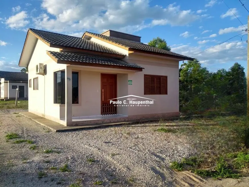 Foto 1 de Casa com 2 quartos à venda, 300m2 em Coloninha, Ararangua - SC