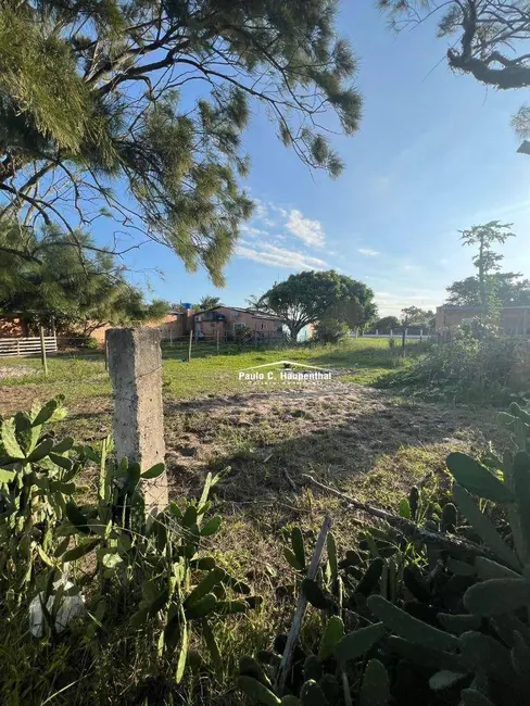 Foto 2 de Terreno / Lote à venda, 300m2 em Balneario Arroio Do Silva - SC