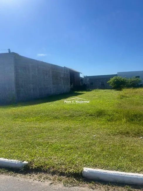 Foto 3 de Terreno / Lote à venda, 330m2 em Centro, Balneario Arroio Do Silva - SC