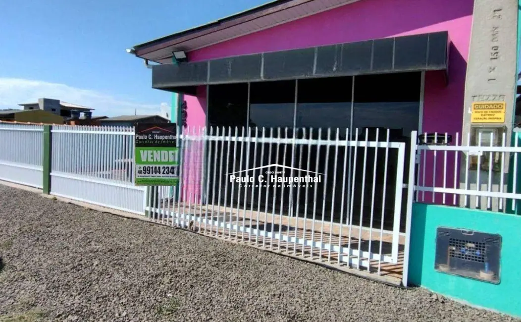 Foto 1 de Casa com 4 quartos à venda e para alugar, 300m2 em Balneario Arroio Do Silva - SC