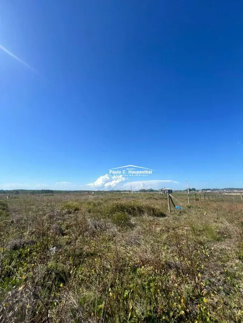 Foto 2 de Terreno / Lote à venda, 600m2 em Balneario Arroio Do Silva - SC