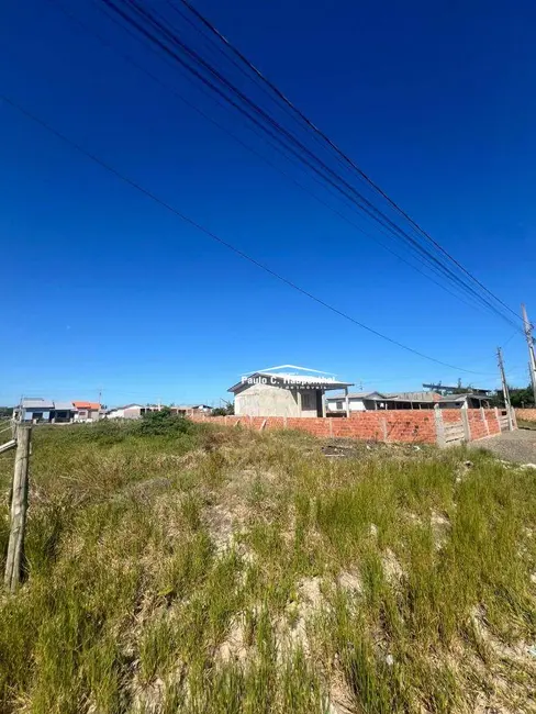 Foto 1 de Terreno / Lote à venda, 300m2 em Balneario Arroio Do Silva - SC