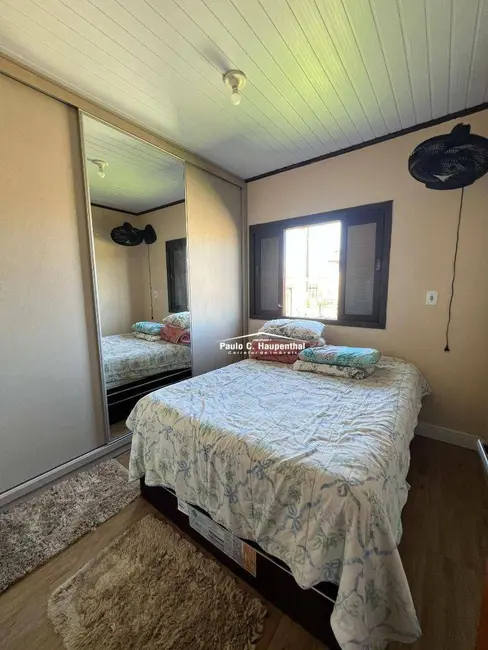 Foto 9 de Casa com 2 quartos à venda, 312m2 em Balneario Arroio Do Silva - SC