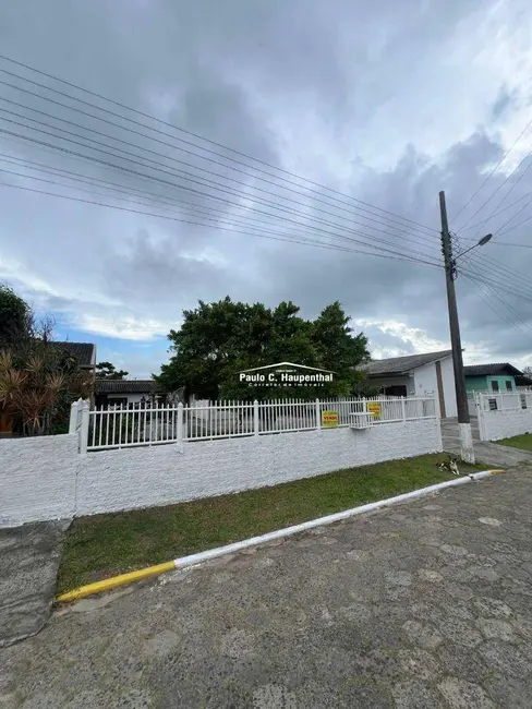 Foto 3 de Casa com 8 quartos à venda, 600m2 em Balneario Arroio Do Silva - SC