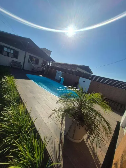 Foto 4 de Casa com 3 quartos à venda, 300m2 em Balneario Arroio Do Silva - SC