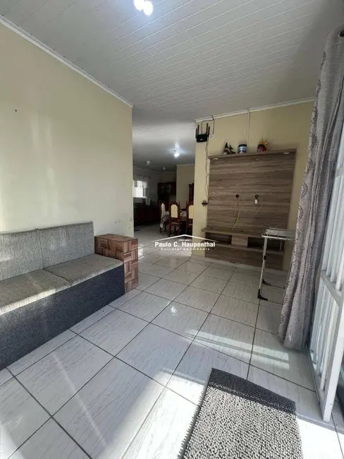 Foto 6 de Casa com 3 quartos à venda, 260m2 em Balneario Arroio Do Silva - SC