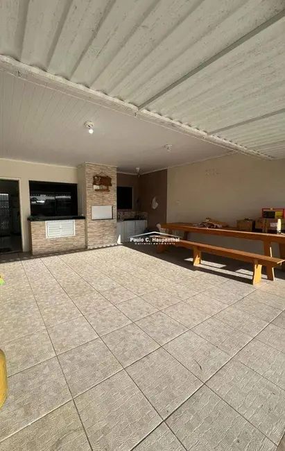 Foto 7 de Casa com 3 quartos à venda, 260m2 em Balneario Arroio Do Silva - SC