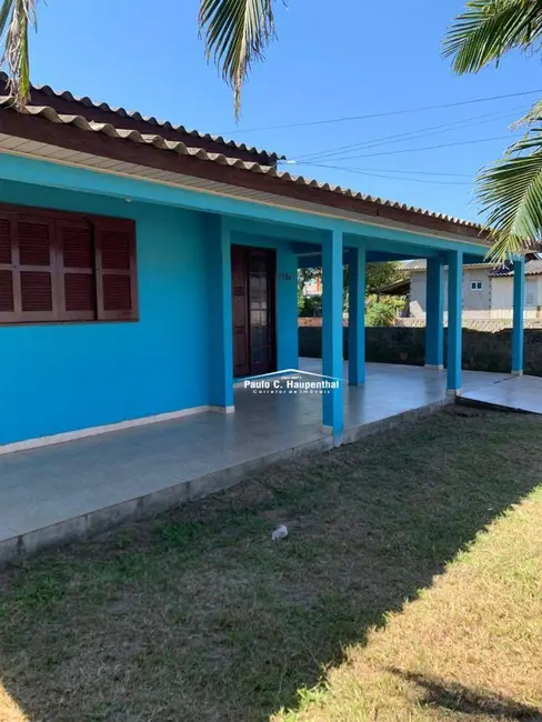 Foto 2 de Casa com 4 quartos à venda, 300m2 em Centro, Balneario Arroio Do Silva - SC