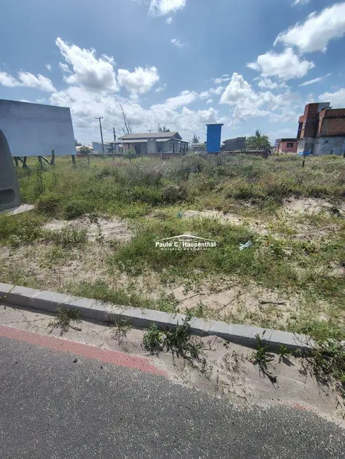 Terreno / Lote à venda, 300m2 em Balneario Arroio Do Silva - SC - imagem 2 Foto 2 de Terreno / Lote à venda, 300m2 em Balneario Arroio Do Silva - SC