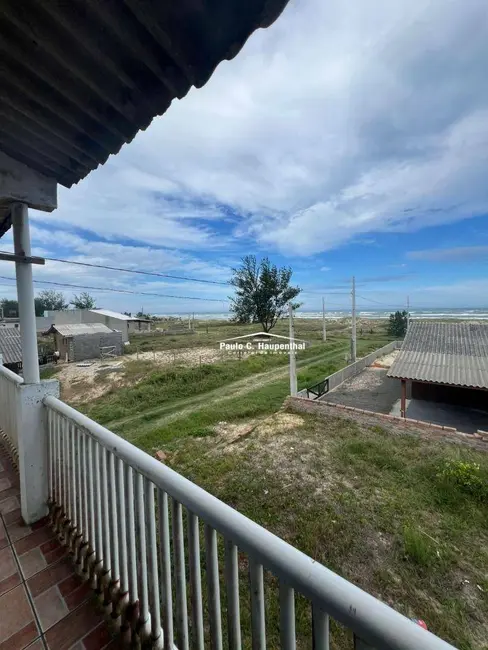 Foto 1 de Casa com 5 quartos à venda, 300m2 em Balneario Arroio Do Silva - SC