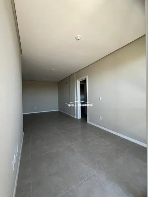 Apartamento com 3 quartos à venda, 87m2 em Balneario Arroio Do Silva - SC - imagem 3 Foto 3 de Apartamento com 3 quartos à venda, 87m2 em Balneario Arroio Do Silva - SC