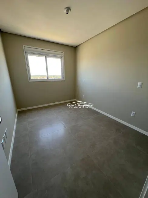 Apartamento com 3 quartos à venda, 87m2 em Balneario Arroio Do Silva - SC - imagem 5 Foto 5 de Apartamento com 3 quartos à venda, 87m2 em Balneario Arroio Do Silva - SC