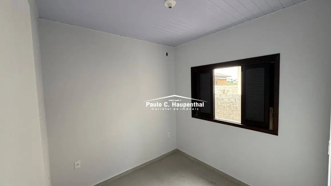 Foto 9 de Casa com 3 quartos à venda, 168m2 em Ararangua - SC