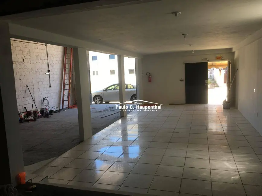 Foto 7 de Armazém / Galpão para alugar, 300m2 em Jardim das Avenidas, Ararangua - SC