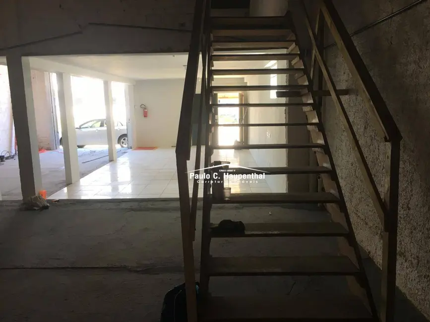 Foto 4 de Armazém / Galpão para alugar, 300m2 em Jardim das Avenidas, Ararangua - SC