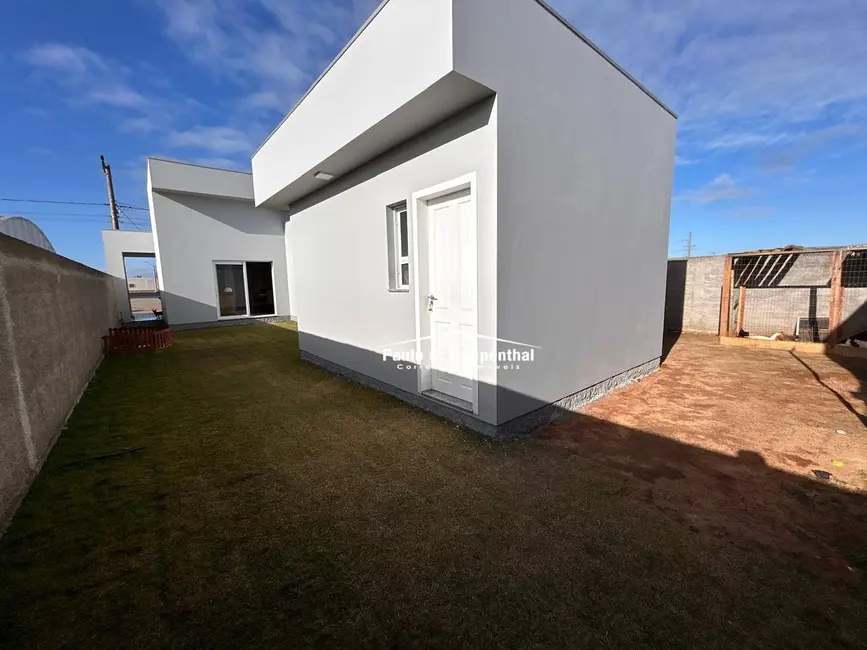 Casa com 3 quartos à venda, 348m2 em Balneario Arroio Do Silva - SC - imagem 4 Foto 4 de Casa com 3 quartos à venda, 348m2 em Balneario Arroio Do Silva - SC