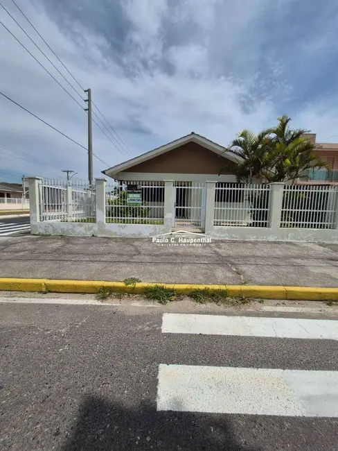 Foto 1 de Casa com 3 quartos à venda, 300m2 em Centro, Balneario Arroio Do Silva - SC