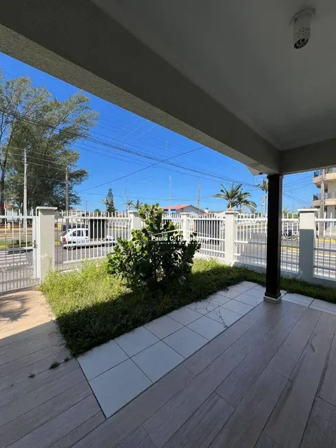 Foto 4 de Casa com 3 quartos à venda, 300m2 em Centro, Balneario Arroio Do Silva - SC