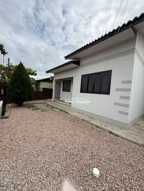 Casa com 3 quartos à venda, 300m2 em Nova Divinéia, Ararangua - SC - imagem 1 Foto 1 de Casa com 3 quartos à venda, 300m2 em Nova Divinéia, Ararangua - SC