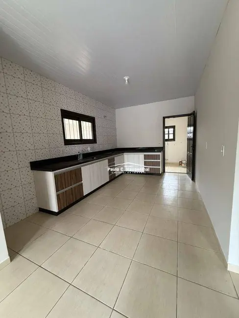 Casa com 3 quartos à venda, 300m2 em Nova Divinéia, Ararangua - SC - imagem 5 Foto 5 de Casa com 3 quartos à venda, 300m2 em Nova Divinéia, Ararangua - SC