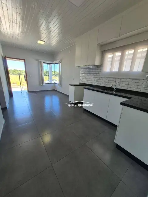 Casa com 2 quartos à venda, 150m2 em Ararangua - SC - imagem 6 Foto 6 de Casa com 2 quartos à venda, 150m2 em Ararangua - SC