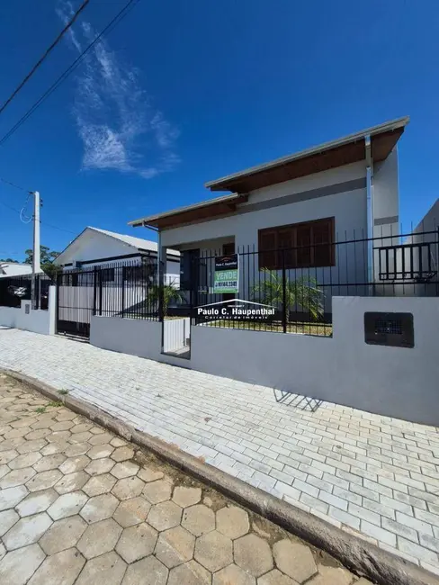 Casa com 2 quartos à venda, 150m2 em Ararangua - SC - imagem 3 Foto 3 de Casa com 2 quartos à venda, 150m2 em Ararangua - SC