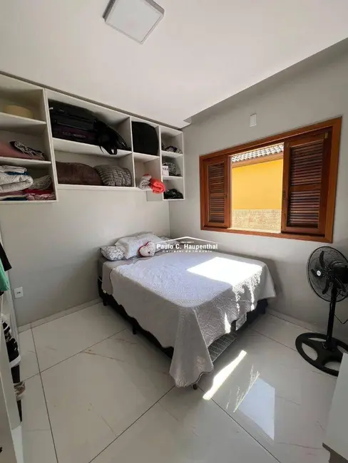 Foto 3 de Casa com 1 quarto à venda, 300m2 em Balneario Arroio Do Silva - SC