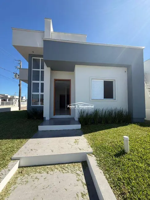 Foto 3 de Casa com 3 quartos à venda, 180m2 em Ararangua - SC