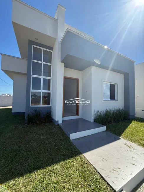 Foto 1 de Casa com 3 quartos à venda, 180m2 em Ararangua - SC