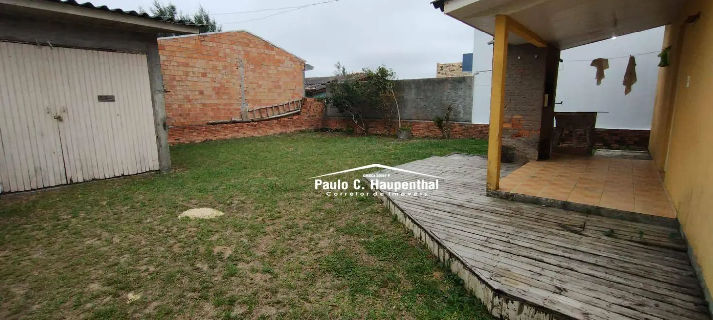 Foto 3 de Casa com 2 quartos à venda, 300m2 em Balneario Arroio Do Silva - SC