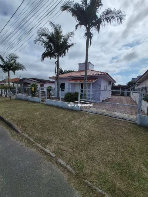 Foto 2 de Casa com 3 quartos à venda, 300m2 em Jardim das Avenidas, Ararangua - SC