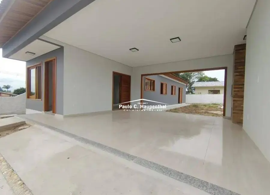 Casa com 3 quartos à venda, 300m2 em Jardim das Avenidas, Ararangua - SC - imagem 3 Foto 3 de Casa com 3 quartos à venda, 300m2 em Jardim das Avenidas, Ararangua - SC