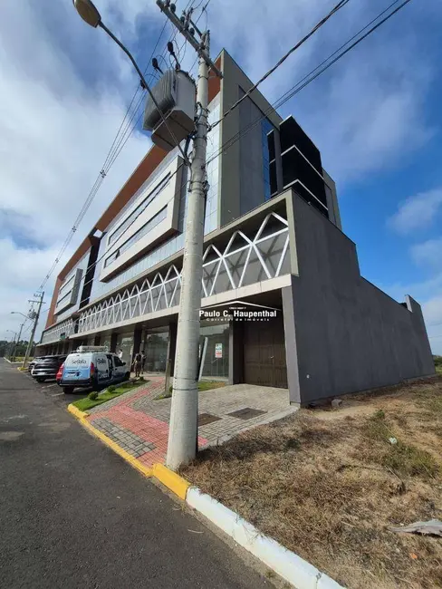 Foto 2 de Sala Comercial à venda, 300m2 em Lagoão, Ararangua - SC
