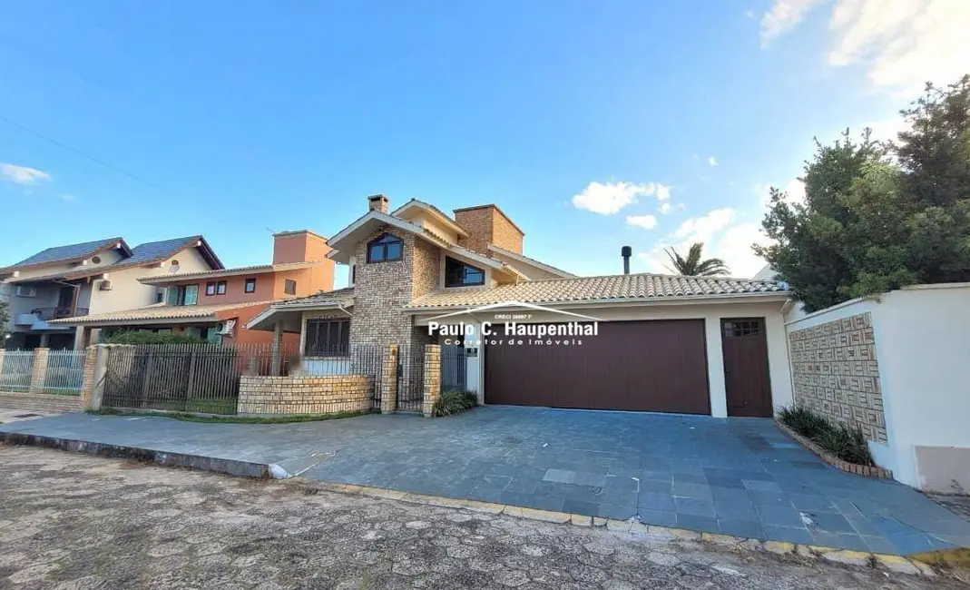 Foto 2 de Casa com 4 quartos à venda, 468m2 em Vila São José, Ararangua - SC