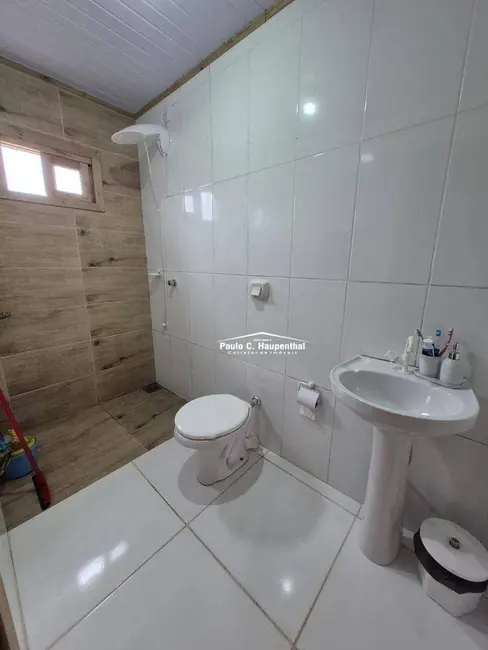 Foto 8 de Casa com 2 quartos à venda, 300m2 em Ararangua - SC