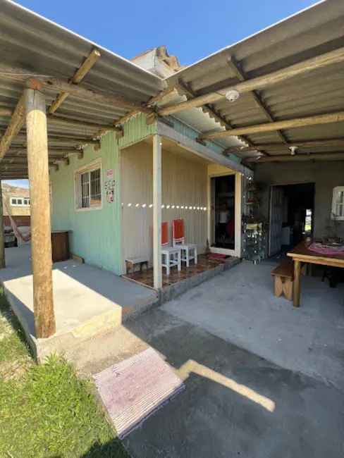 Foto 3 de Casa com 3 quartos à venda, 300m2 em Balneario Arroio Do Silva - SC