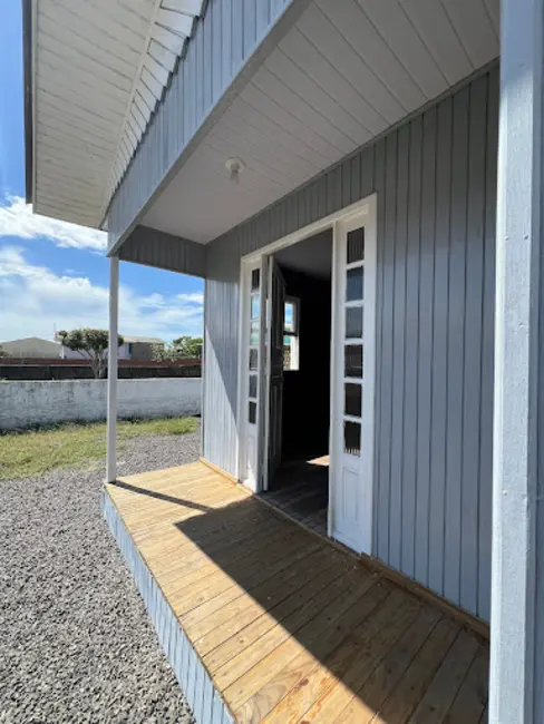 Foto 3 de Casa com 2 quartos à venda, 360m2 em Balneario Arroio Do Silva - SC