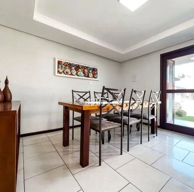 Foto 6 de Casa com 5 quartos à venda, 357m2 em Balneario Arroio Do Silva - SC