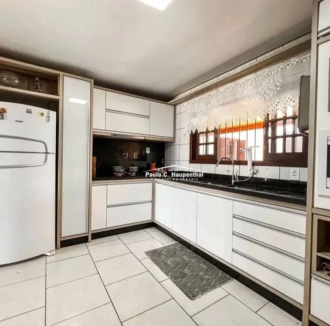 Foto 8 de Casa com 5 quartos à venda, 357m2 em Balneario Arroio Do Silva - SC