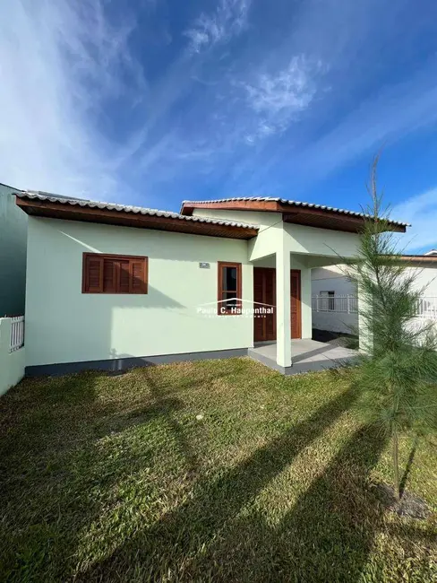 Foto 2 de Casa com 3 quartos à venda, 300m2 em Balneario Arroio Do Silva - SC
